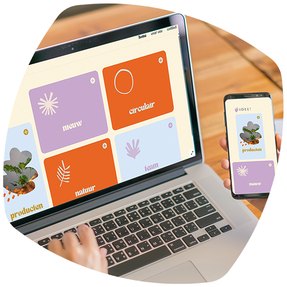 afbeelding met website op laptop en mobiel - 2